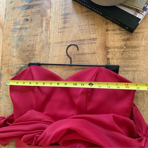 Lela Rose Sleeveless V Neck Short Bridesmaid Flame Dress by Dessy Size 10 - Picture 8 of 16